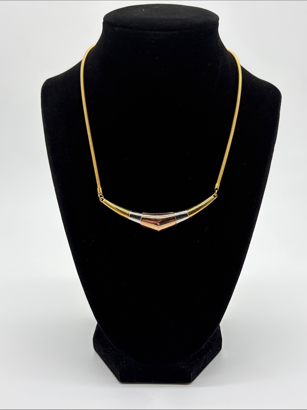 Crown Trifari Tri Tone Chevron Necklace Gold Silver Rose Gold